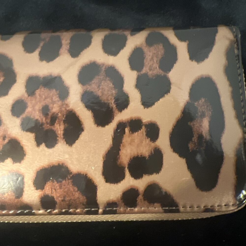 Michael Kors Leopard Continental Wallet Read - Picture 7 of 9